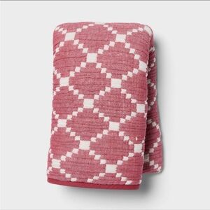 Body Pillow Cover Reversible Matelassé Red Lattice from Threshold